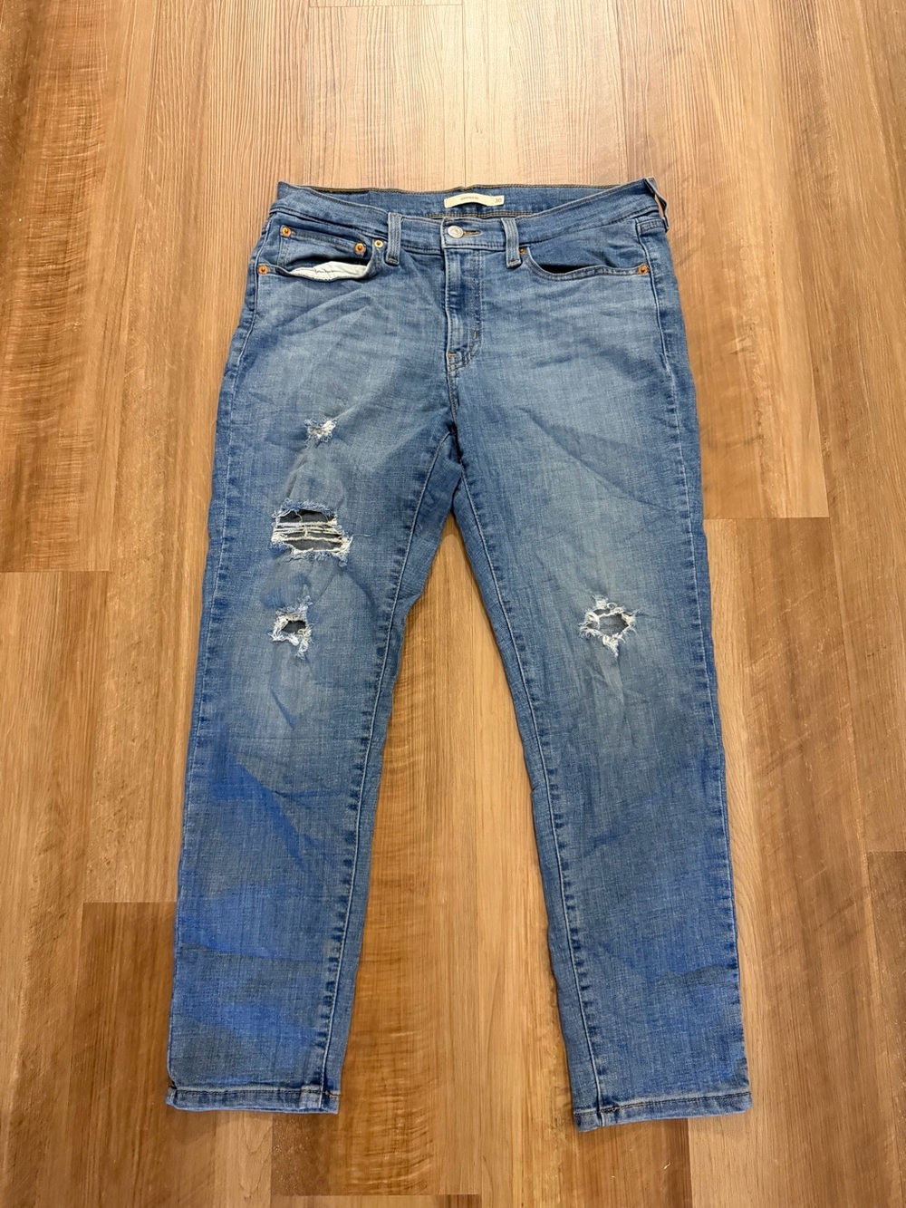 Levi's Boyfriend Jeans Women's 30x27 Distressed Blue